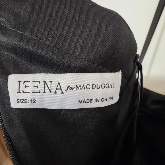 Mac Duggal 26541 One Shoulder Layered Metallic Ruffle Gown in Black/Gold Size 12 - Picture 10 of 10